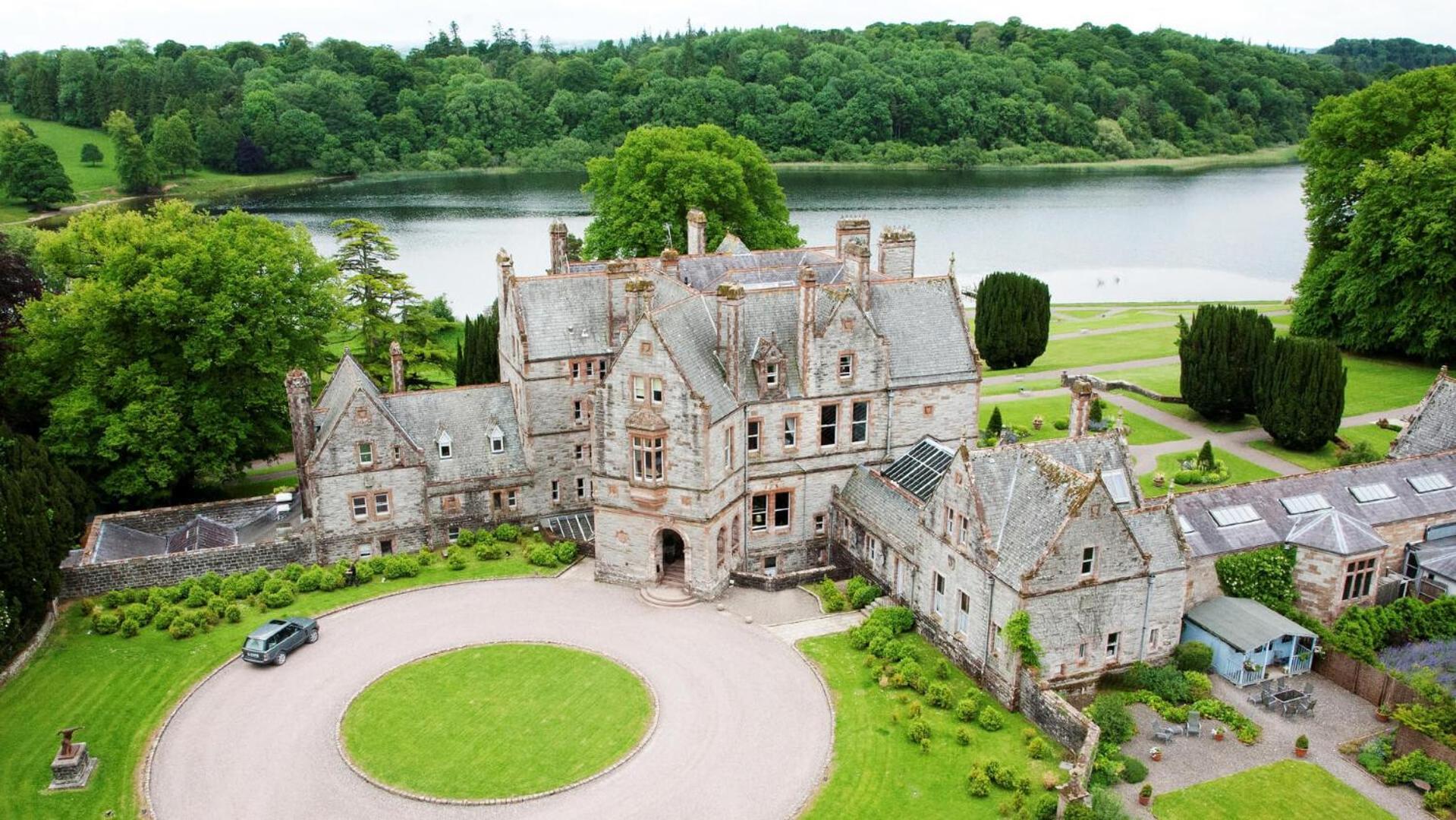 Old Stable Mews Castle Leslie Villa Глазгоу Екстериор снимка