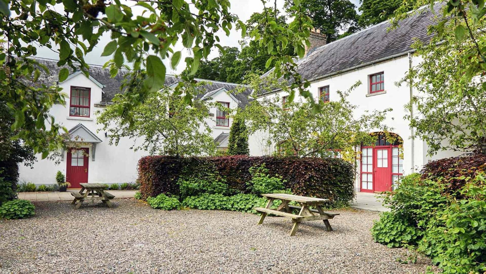 Old Stable Mews Castle Leslie Villa Глазгоу Екстериор снимка